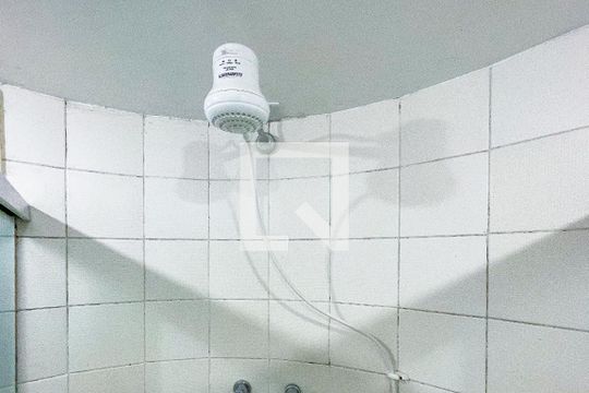 Banheiro de apartamento para alugar com 1 quarto, 35m² em Jardim Paulista, São Paulo