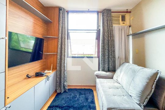 Sala de apartamento para alugar com 1 quarto, 35m² em Jardim Paulista, São Paulo