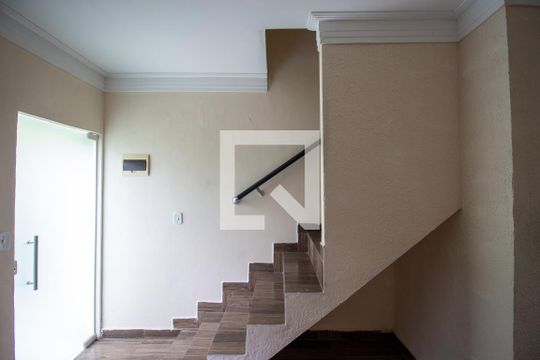 Sala de casa de condomínio para alugar com 2 quartos, 41m² em Parada Xv de Novembro, São Paulo