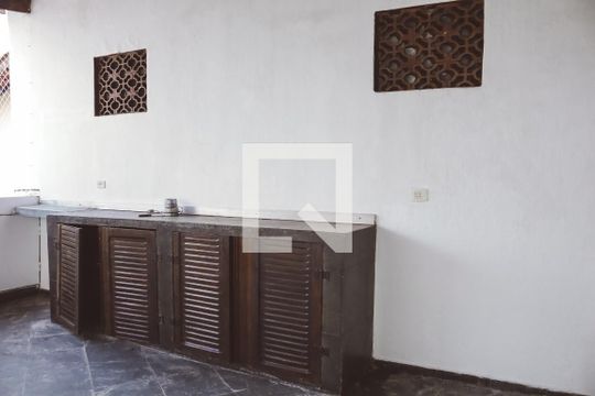Terraço de casa à venda com 3 quartos, 142m² em Vila Prado, São Paulo