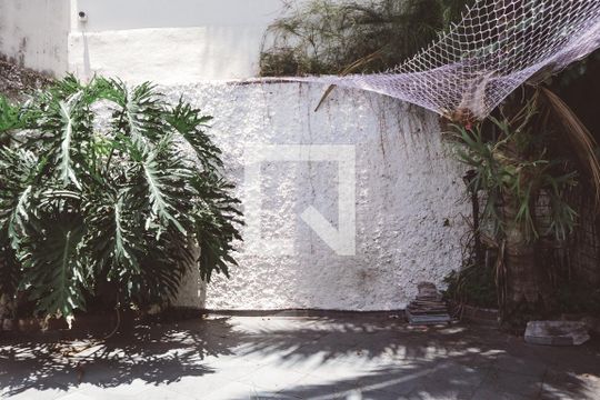 Jardim de casa à venda com 3 quartos, 142m² em Vila Prado, São Paulo