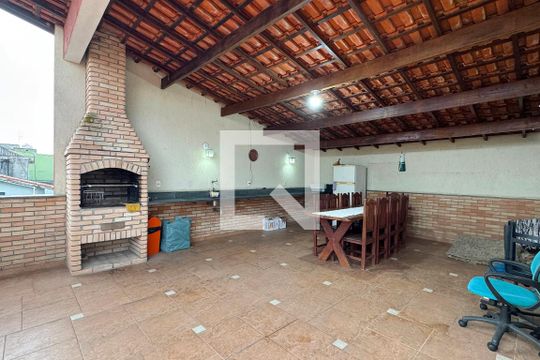Churrasqueira de casa para alugar com 3 quartos, 300m² em Jardim Silveira, Barueri