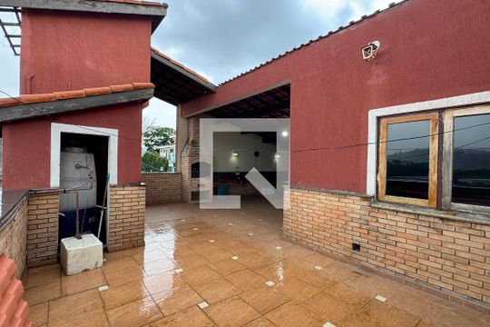 Churrasqueira de casa para alugar com 3 quartos, 300m² em Jardim Silveira, Barueri