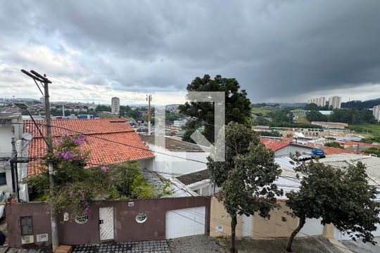 vista do Quarto 3 de casa para alugar com 3 quartos, 300m² em Jardim Silveira, Barueri