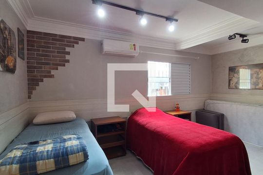 Quarto  de casa à venda com 3 quartos, 300m² em Vila Dourados, São Bernardo do Campo
