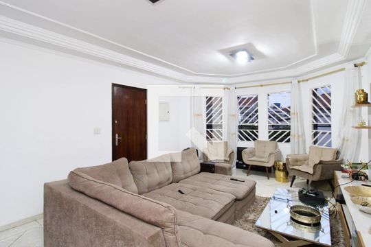 Sala de casa para alugar com 3 quartos, 210m² em Vila Paiva, São Paulo