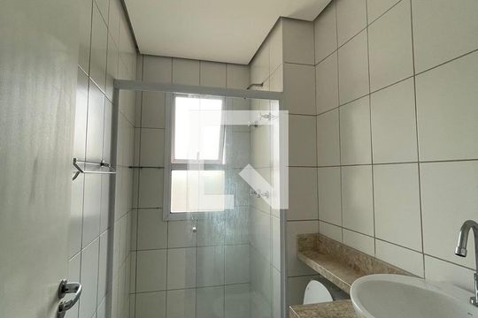 Banheiro 1 de apartamento para alugar com 2 quartos, 70m² em Vila Nossa Senhora da Escada, Barueri