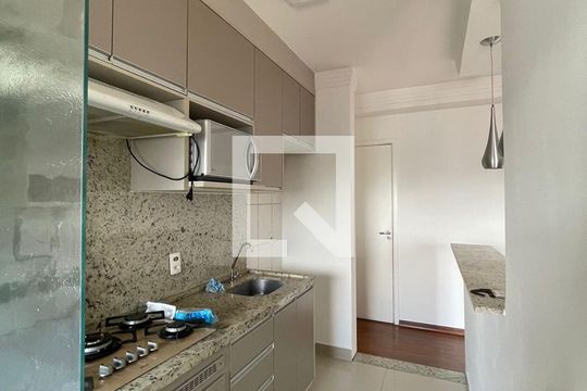 Cozinha de apartamento à venda com 2 quartos, 70m² em Vila Nossa Senhora da Escada, Barueri