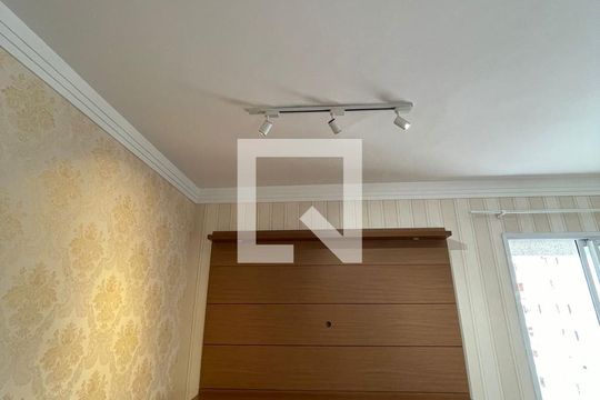 Sala de apartamento para alugar com 2 quartos, 70m² em Vila Nossa Senhora da Escada, Barueri