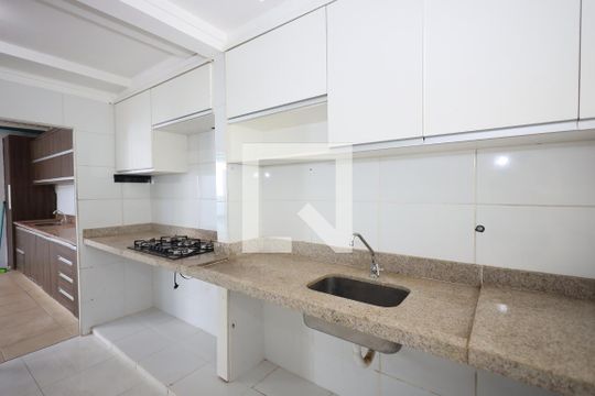 Cozinha de apartamento à venda com 2 quartos, 102m² em Jardim Europa, Goiânia