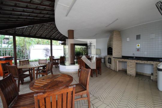Churrasqueira de apartamento para alugar com 2 quartos, 74m² em Barra da Tijuca, Rio de Janeiro