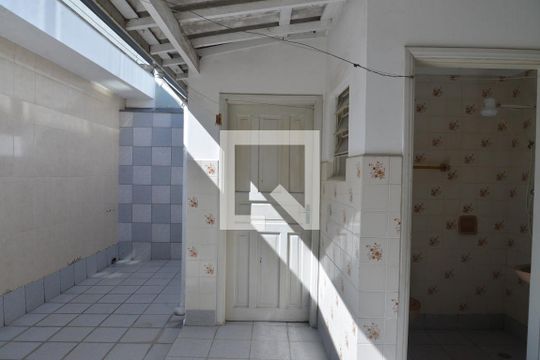 Área comum de casa à venda com 3 quartos, 150m² em Santa Terezinha, Santo André