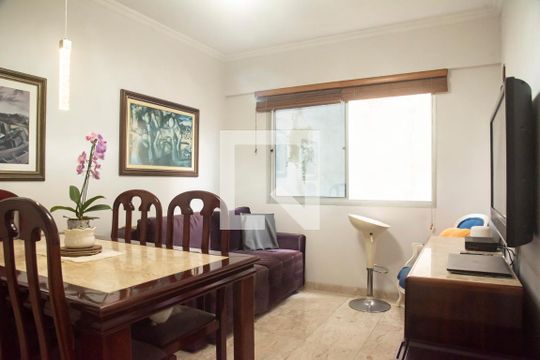Sala de apartamento para alugar com 2 quartos, 53m² em São Judas, São Paulo