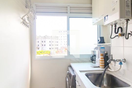 Área de serviço de apartamento à venda com 2 quartos, 45m² em Vila Carmosina, São Paulo