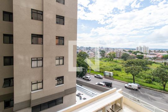 Vista da Sala de apartamento à venda com 1 quarto, 39m² em Novo Mundo, Curitiba