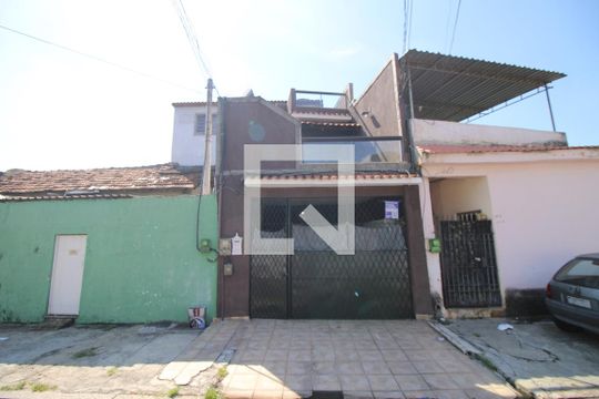 Fachada da casa de casa à venda com 2 quartos, 140m² em Irajá, Rio de Janeiro