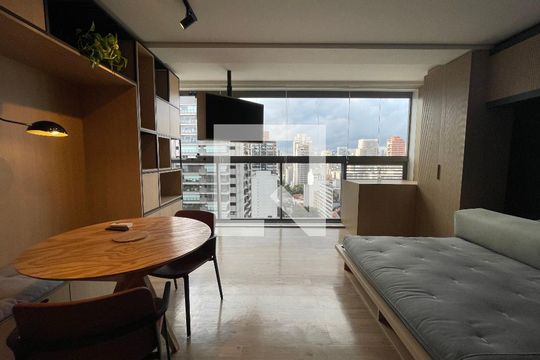 Studio de kitnet/studio para alugar com 1 quarto, 30m² em Cerqueira César, São Paulo