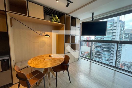 Studio de kitnet/studio para alugar com 1 quarto, 30m² em Cerqueira César, São Paulo