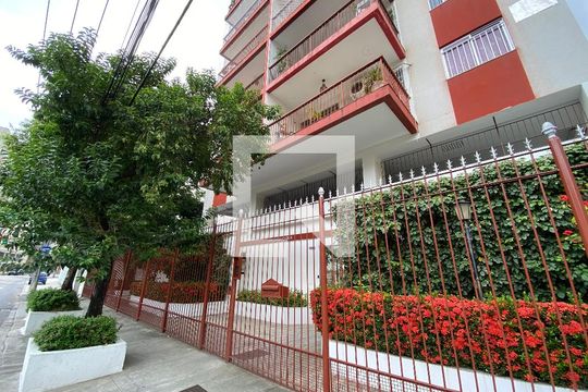 Fachada de apartamento à venda com 3 quartos, 88m² em Lins de Vasconcelos, Rio de Janeiro