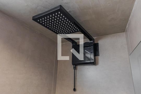 Banheiro de kitnet/studio à venda com 1 quarto, 26m² em Jardim Paulista, São Paulo