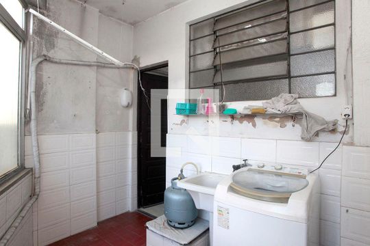 Área de Serviço de apartamento à venda com 4 quartos, 133m² em Rio Branco, Porto Alegre