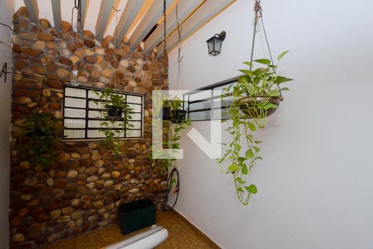 Jardim de Inverno de casa à venda com 3 quartos, 400m² em Vila Galvão, Guarulhos