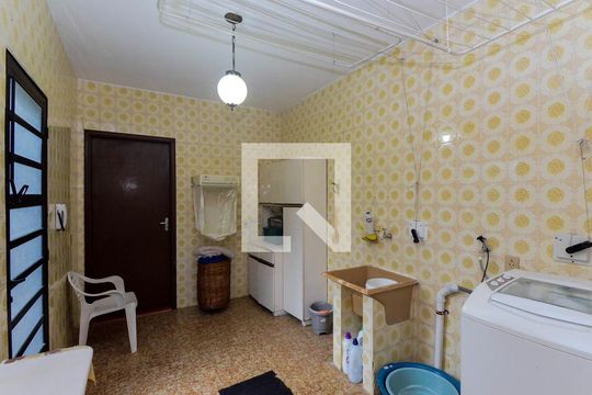 Área de Serviço de casa à venda com 3 quartos, 400m² em Vila Galvão, Guarulhos