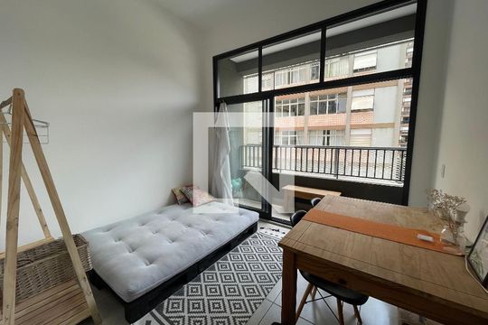 Kitnet/Studio à venda com 1 quarto, 25m² em Pinheiros, São Paulo