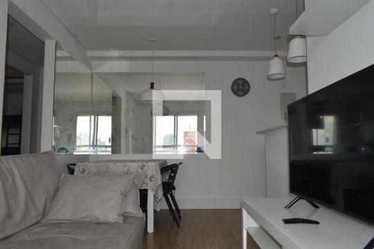 Sala de apartamento para alugar com 2 quartos, 60m² em Liberdade, São Paulo