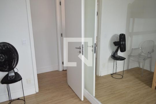 Suíte de apartamento para alugar com 2 quartos, 60m² em Liberdade, São Paulo