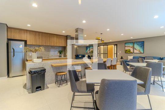 Área comum de kitnet/studio para alugar com 1 quarto, 24m² em Santa Cecilia, São Paulo