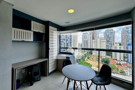 Sacada de kitnet/studio para alugar com 1 quarto, 32m² em Jardim das Acacias, São Paulo
