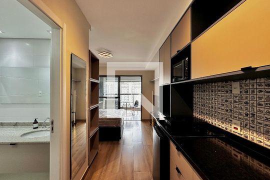 Studio de kitnet/studio para alugar com 1 quarto, 32m² em Jardim das Acacias, São Paulo