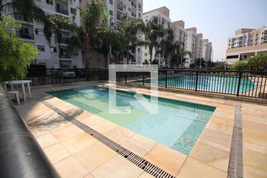 Área comum - Piscina de apartamento à venda com 2 quartos, 48m² em Anil, Rio de Janeiro