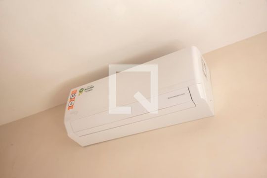 Sala de apartamento à venda com 1 quarto, 31m² em Mirandópolis, São Paulo
