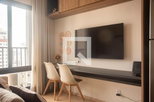 Sala de apartamento à venda com 1 quarto, 31m² em Mirandópolis, São Paulo