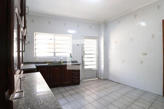 Cozinha de casa para alugar com 2 quartos, 100m² em Vila Leopoldina, São Paulo