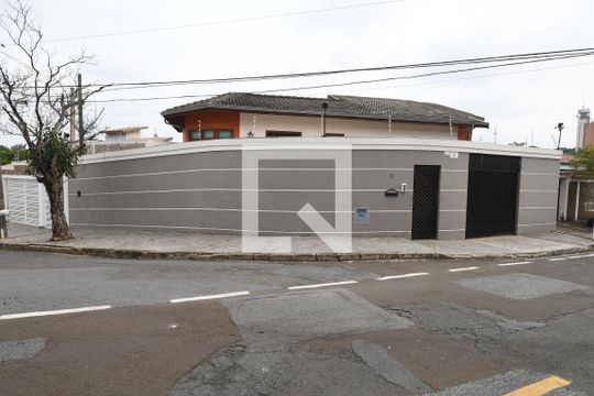 Fachada de casa à venda com 3 quartos, 275m² em Jardim Chapadão, Campinas