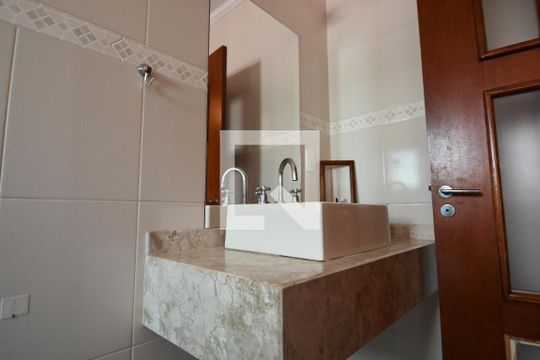 Banheiro 3 de casa à venda com 3 quartos, 275m² em Jardim Chapadão, Campinas