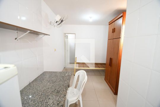 Kitnet/Studio para alugar com 1 quarto, 30m² em Cidade Universitária, Campinas