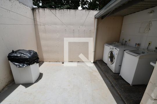 Área comum - Lavanderia de kitnet/studio para alugar com 1 quarto, 30m² em Cidade Universitária, Campinas