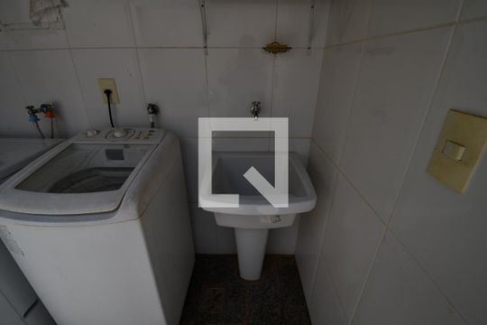 Área comum - Lavanderia de kitnet/studio para alugar com 1 quarto, 30m² em Cidade Universitária, Campinas