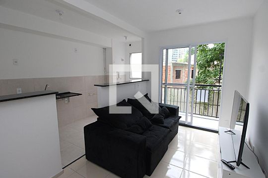 Sala de apartamento para alugar com 1 quarto, 35m² em Todos Os Santos, Rio de Janeiro