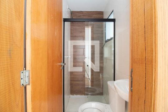 Banheiro de apartamento à venda com 1 quarto, 28m² em Penha de França, São Paulo