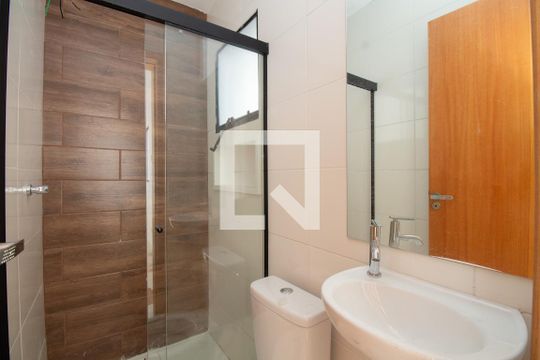 Banheiro de apartamento à venda com 1 quarto, 28m² em Penha de França, São Paulo