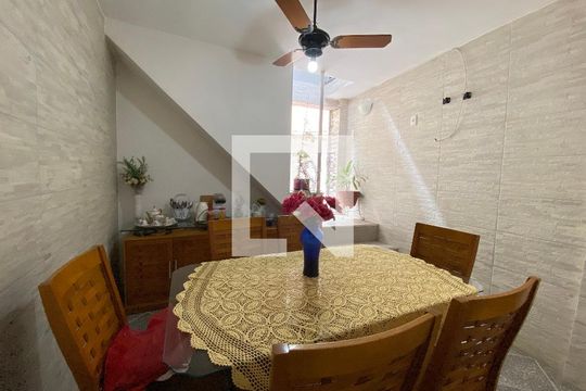 Sala de Jantar de casa à venda com 4 quartos, 120m² em Inhaúma, Rio de Janeiro