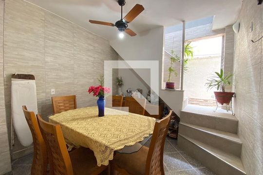 Sala de Jantar de casa à venda com 4 quartos, 120m² em Inhaúma, Rio de Janeiro