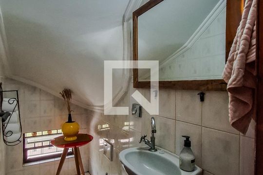 Lavabo de casa à venda com 4 quartos, 200m² em Bosque da Saúde, São Paulo