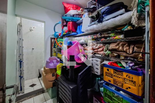 Área de Serviço de casa à venda com 4 quartos, 200m² em Bosque da Saúde, São Paulo