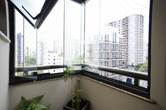 Suíte de apartamento à venda com 3 quartos, 106m² em Jardim Vila Mariana, São Paulo